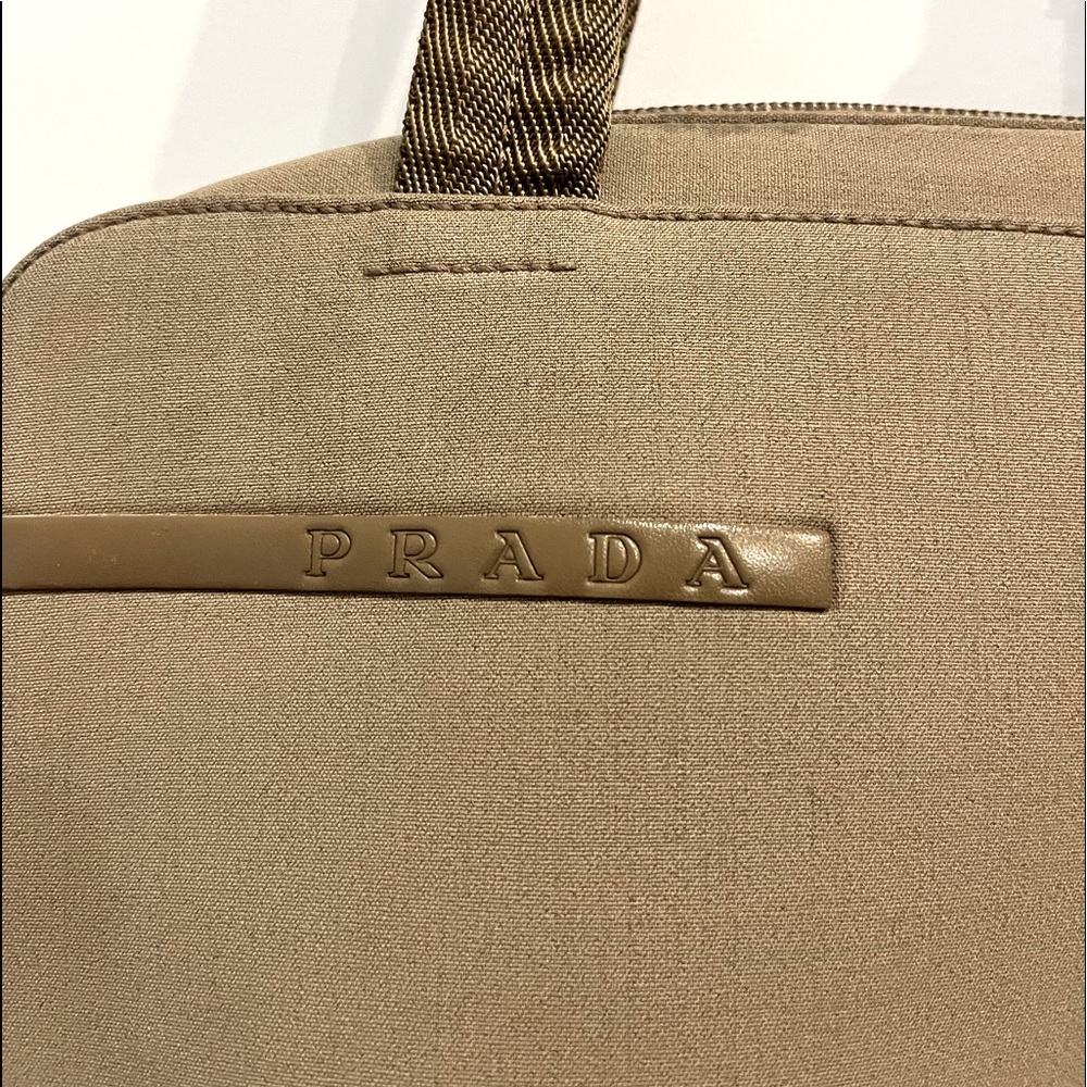 PRADA PURSE Lock and key. Taupe beige color. In good condition. Vintage